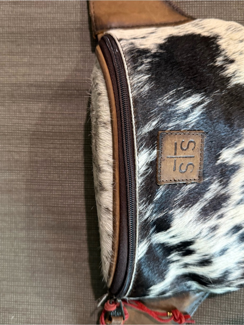 SIS Cowhide Shoulder Bag in Black & White - SIS